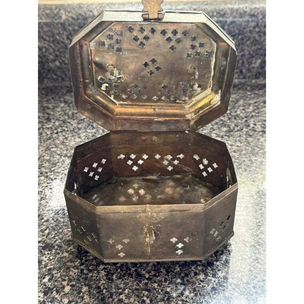 Vintage Brass Cricket Box Trinket Box‎ Incense Potpourri Metal Lock Box
